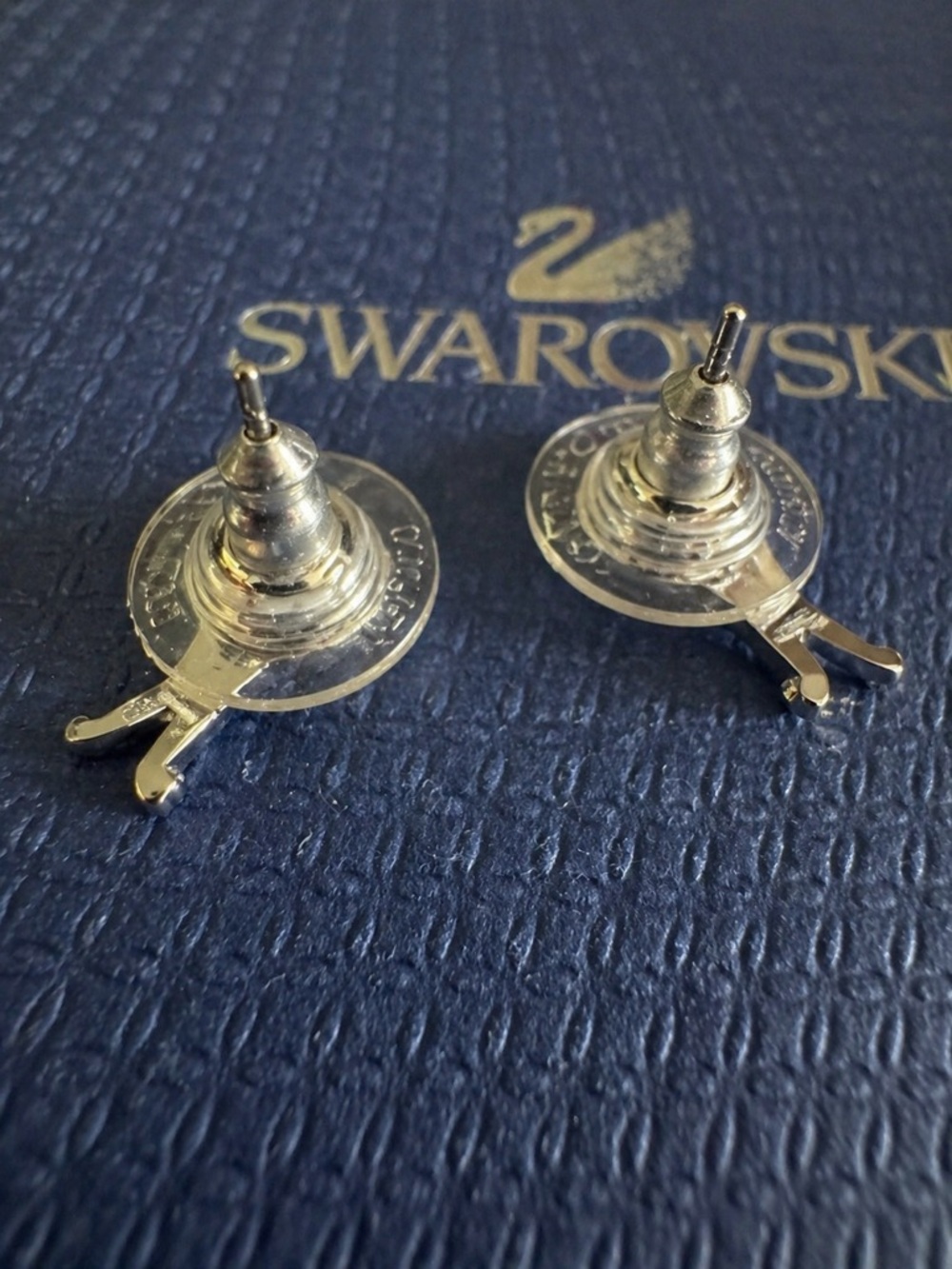 Disney Tinker Bell Swarovski Crystal Earrings, Silver Tone, 2g Pair - Picture 5 of 6
